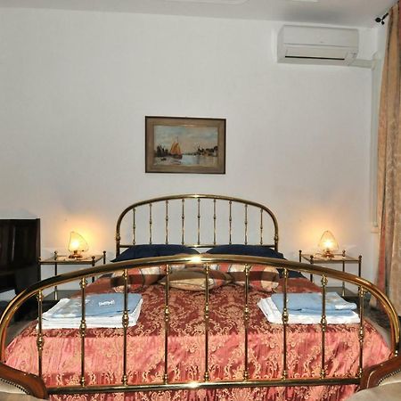 Locazione Turistica Poker D'Assi Hotel Verona Kültér fotó